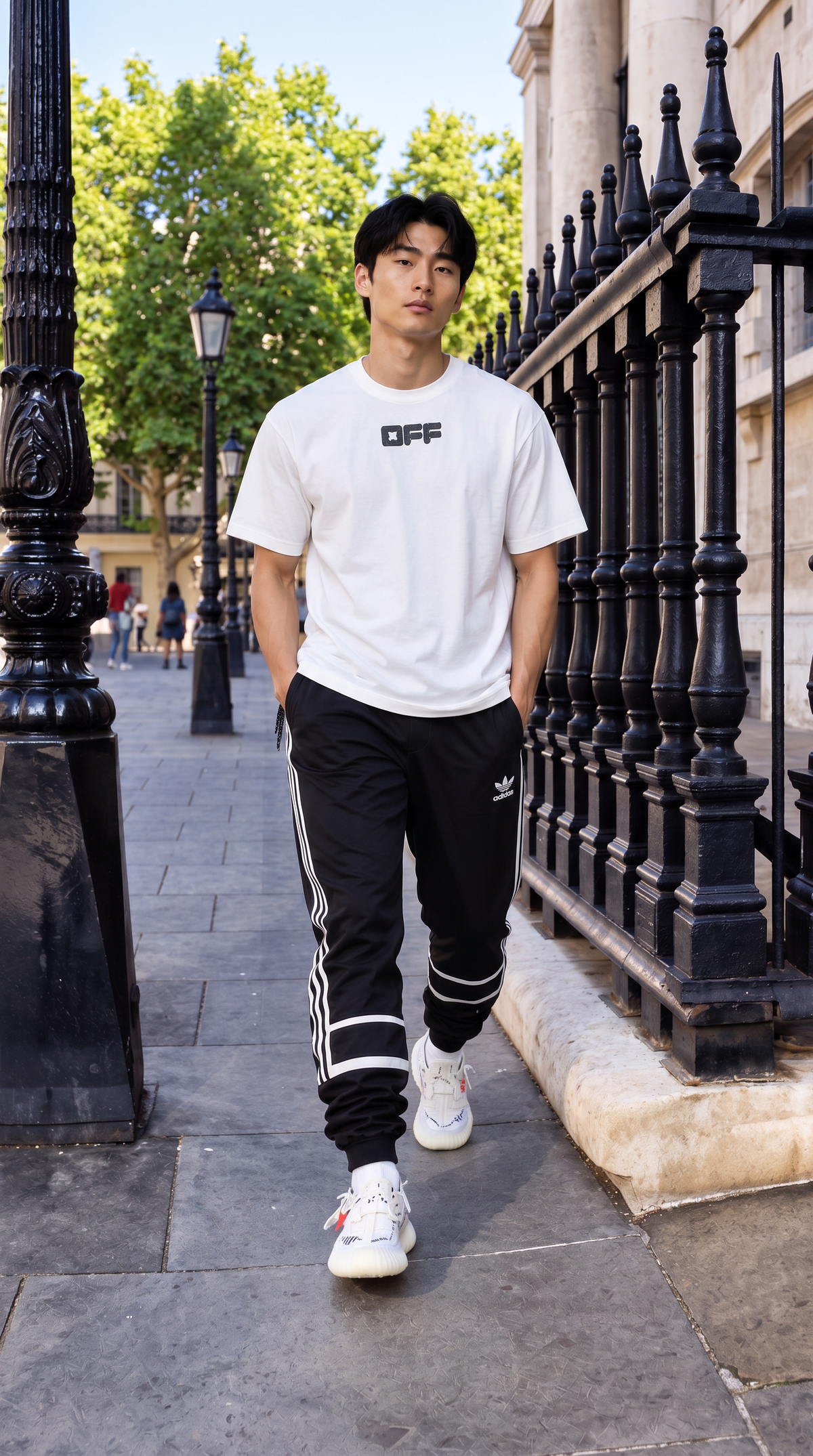 OFF / WHITE' Logo Tee