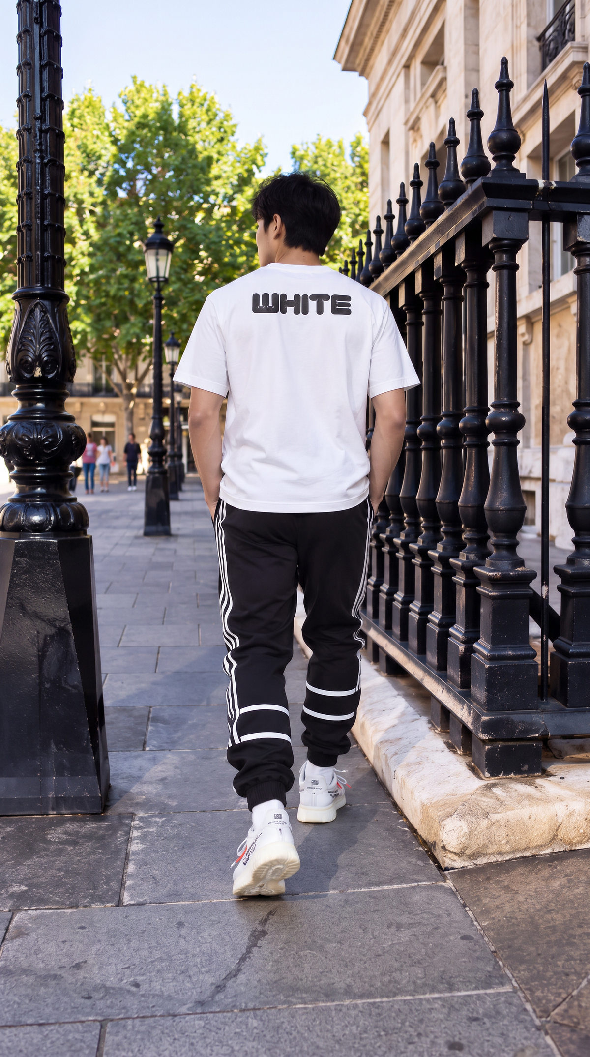 OFF / WHITE' Logo Tee